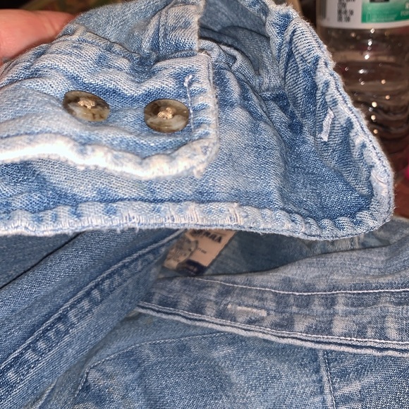 High Sierra Vintage Denim Long Sleeve Button up Shirt Size M - Picture 14 of 16
